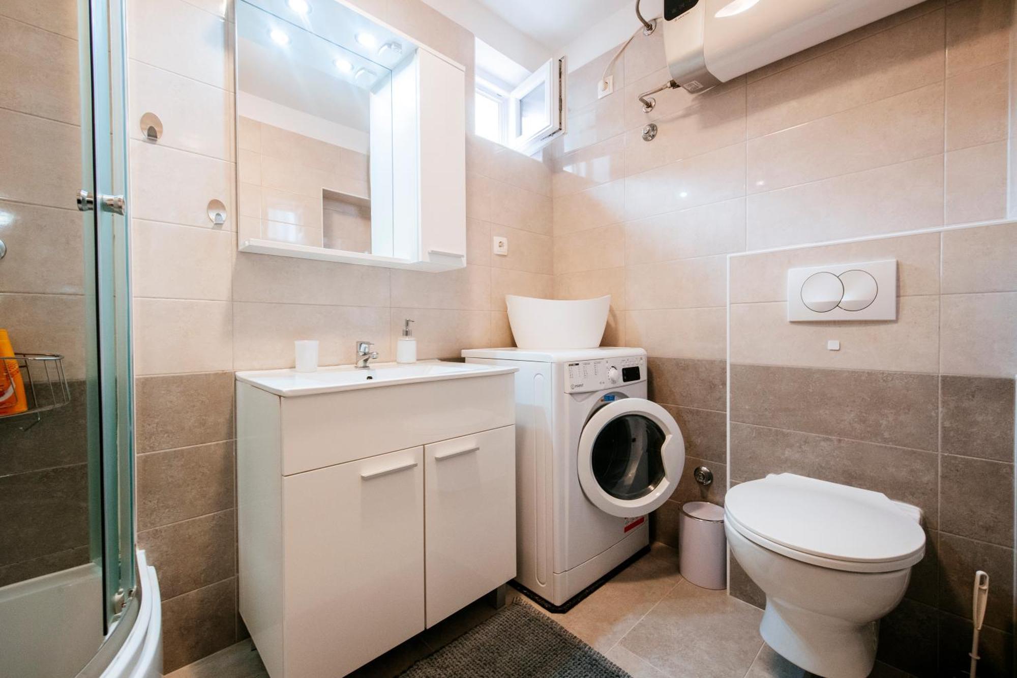 Apartmani Ema 자다르 외부 사진