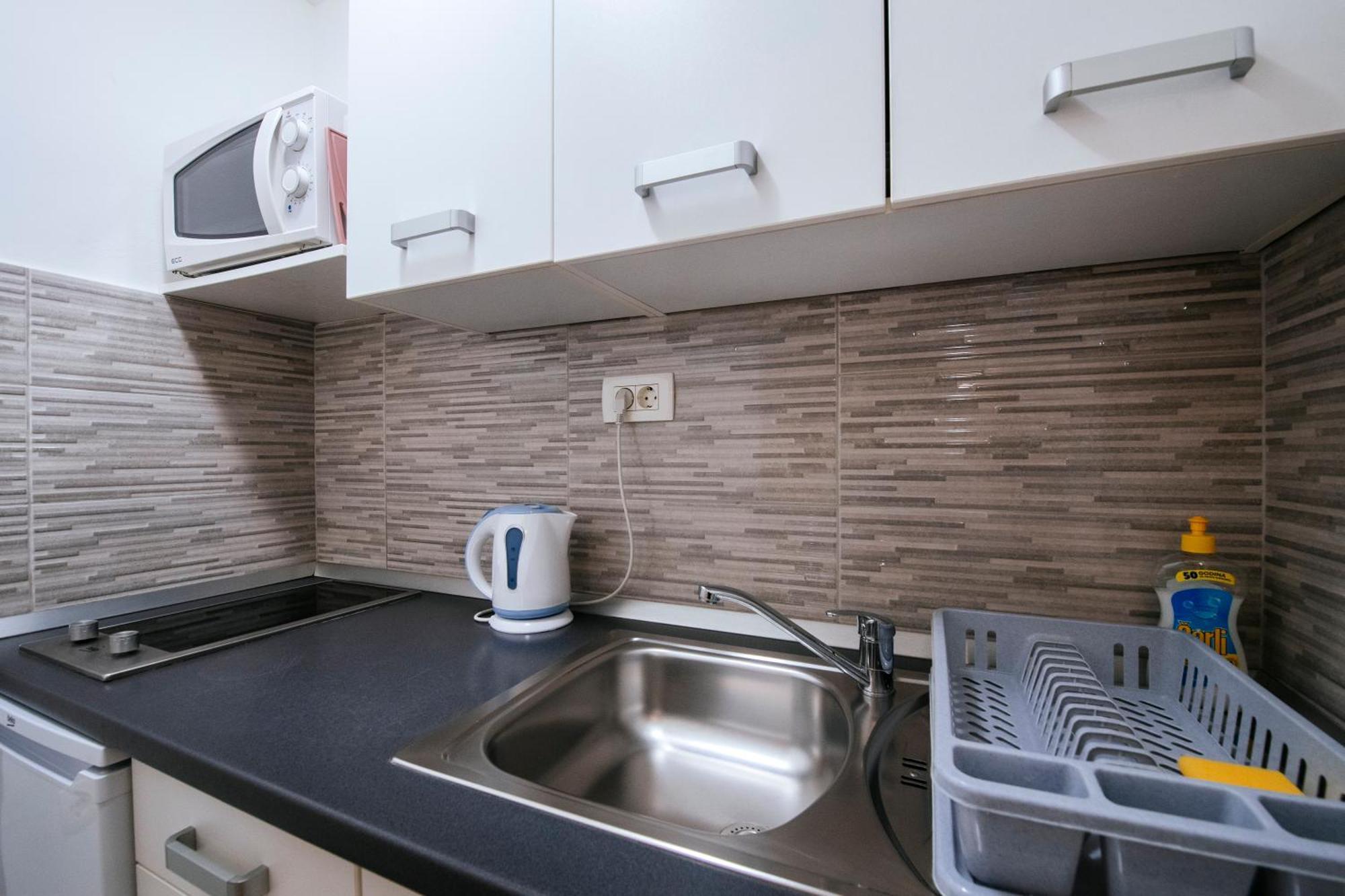 Apartmani Ema 자다르 외부 사진